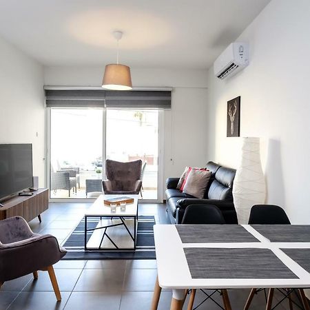 Book Me Now Central Flat Lárnaca Exterior foto