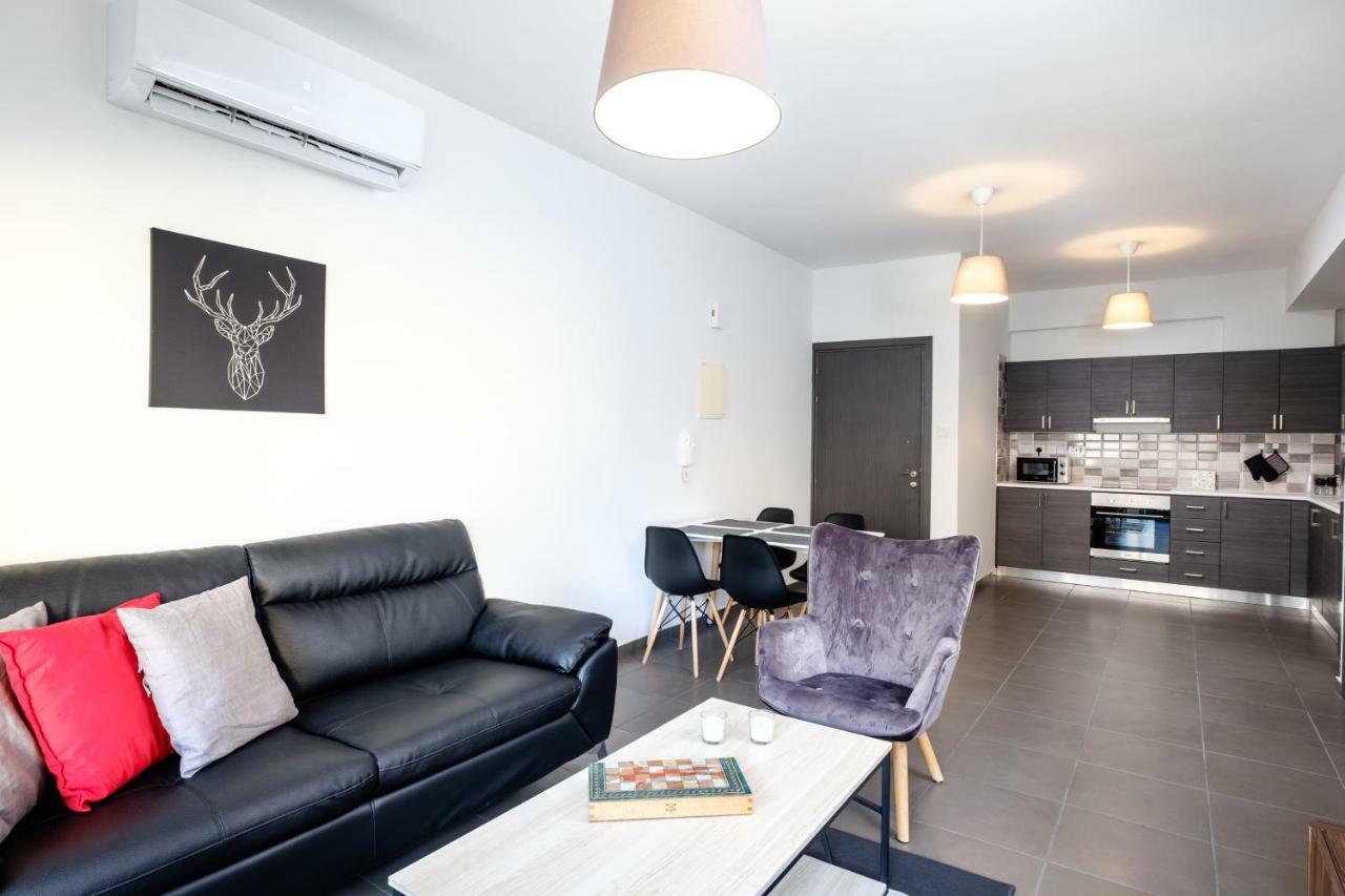 Book Me Now Central Flat Lárnaca Exterior foto