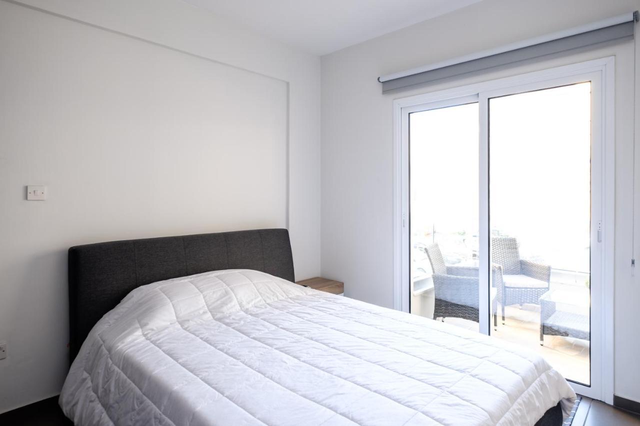 Book Me Now Central Flat Lárnaca Exterior foto